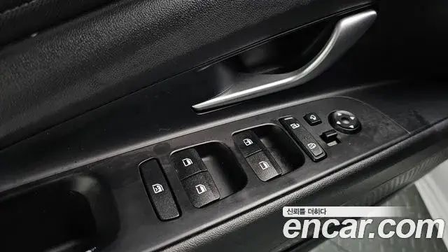Hyundai The New Avante Hybrid 2022 — ფოტო 5/23