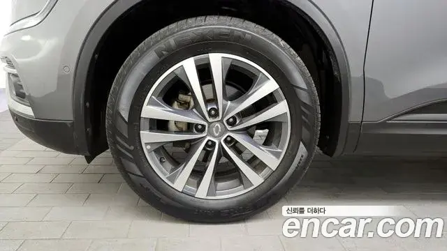 Renault Samsung QM6 2019 — ფოტო 7/34
