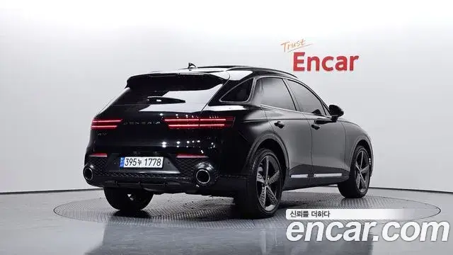 Genesis GV70 2021 — Şəkil 2/20