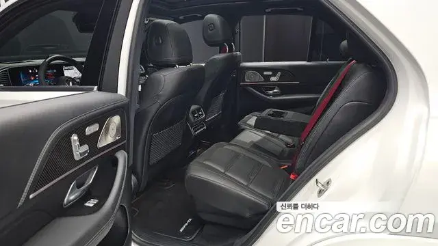 Mercedes-Benz GLE-Class 2024 — Photo 11/20