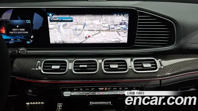 Mercedes-Benz GLE-Class 2024 — Photo 13/20