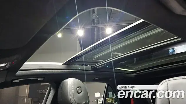 Mercedes-Benz GLE-Class 2024 — Photo 18/20