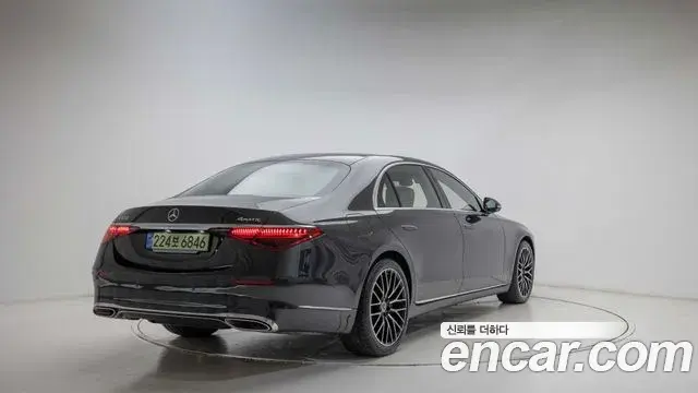 Mercedes-Benz S-Class 2025 — ფოტო 1/20