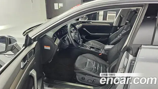 Volkswagen Arteon 2020 — ფოტო 33/37