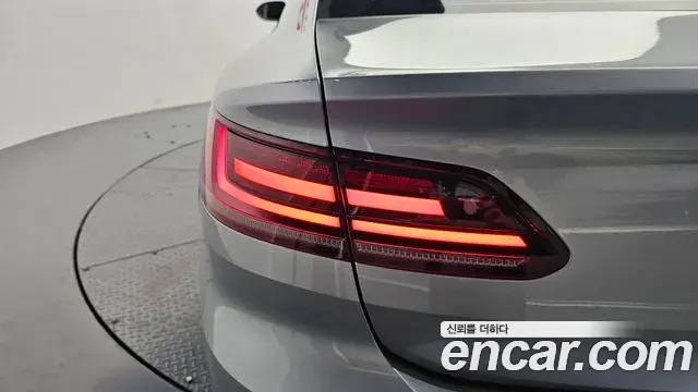 Volkswagen Arteon 2020 — ფოტო 26/37