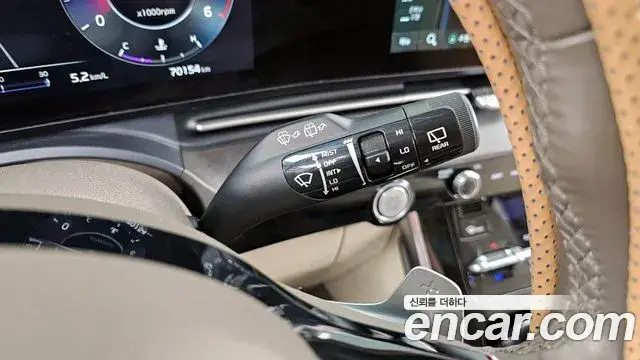 Kia Carnival 2021 — Photo 8/34