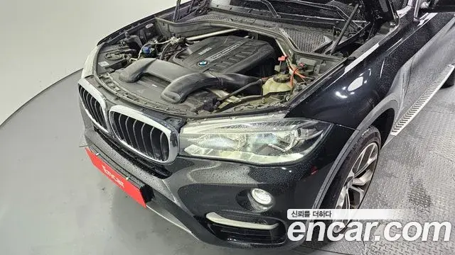 BMW X6 2018 — Şəkil 14/20