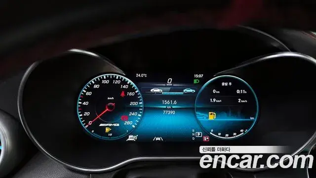 Mercedes-Benz GLC-Class 2022 — Photo 8/20