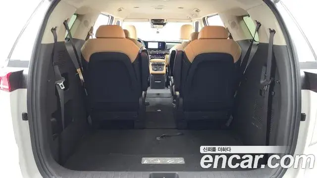 Kia Carnival 2021 — Фото 20/20