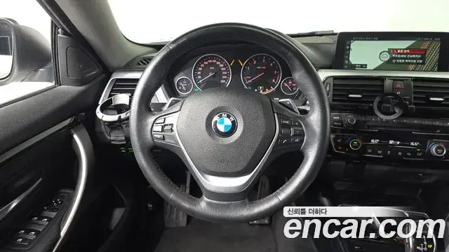 BMW 4 Series 2018 — ფოტო 19/35