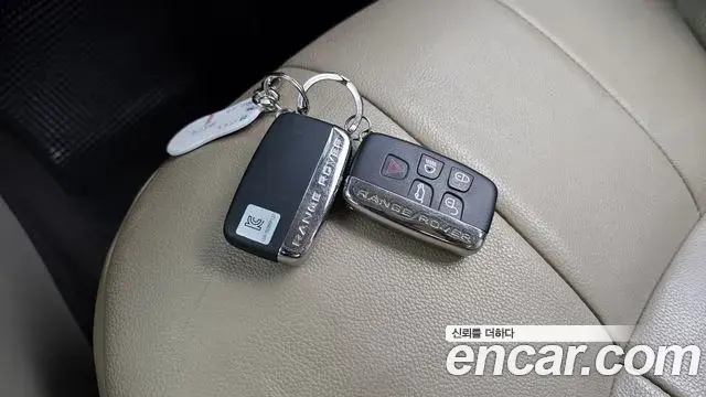 Land Rover Range Rover Evoque 2018 — ფოტო 22/34