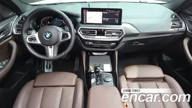 BMW X4 2022 — Şəkil 24/36