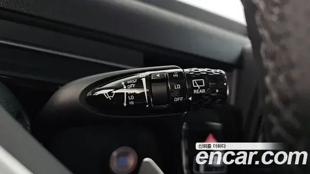 Hyundai Staria 2023 — ფოტო 23/33