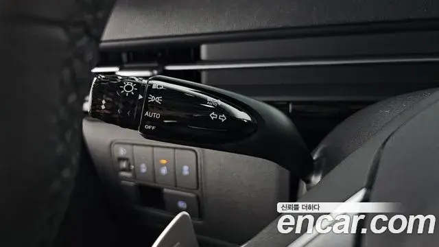Hyundai Staria 2023 — ფოტო 22/33