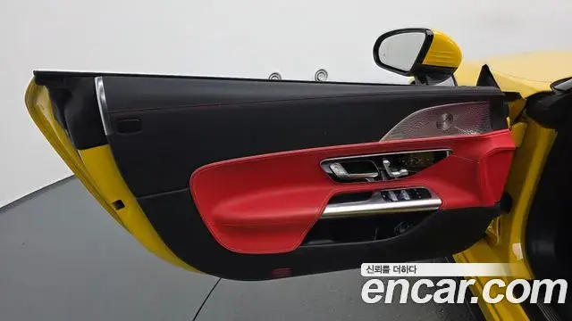 Mercedes-Benz SL-Class 2023 — Şəkil 11/33