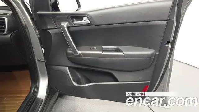 Kia Sportage The Bold 2019 — ფოტო 5/34