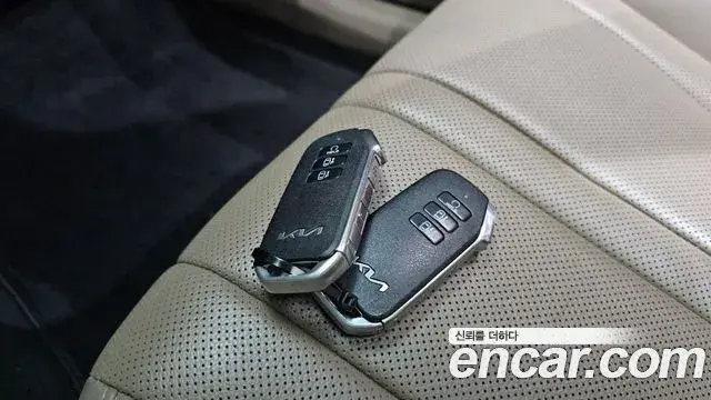 Kia K8 2022 — Şəkil 2/34
