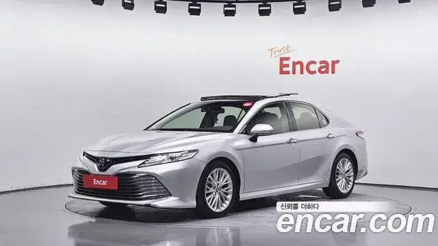 Toyota Camry, 2018