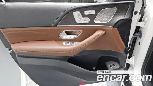 Mercedes-Benz GLE-Class 2023 — ფოტო 34/34
