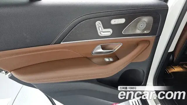 Mercedes-Benz GLE-Class 2023 — ფოტო 4/34