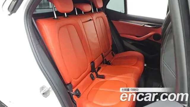 BMW X2 2022 — Şəkil 9/32