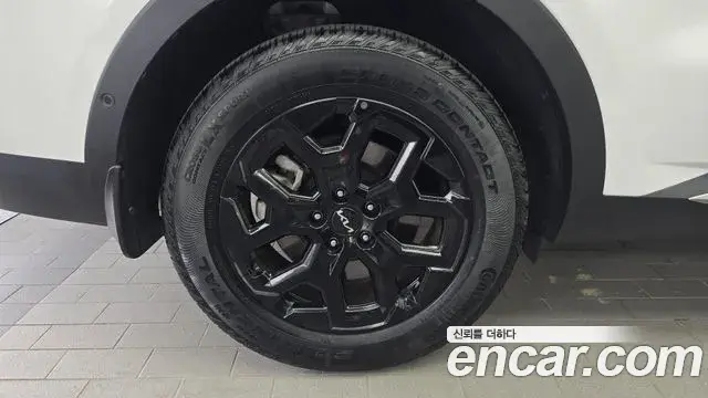 Kia Sorento 2023 — Photo 5/20