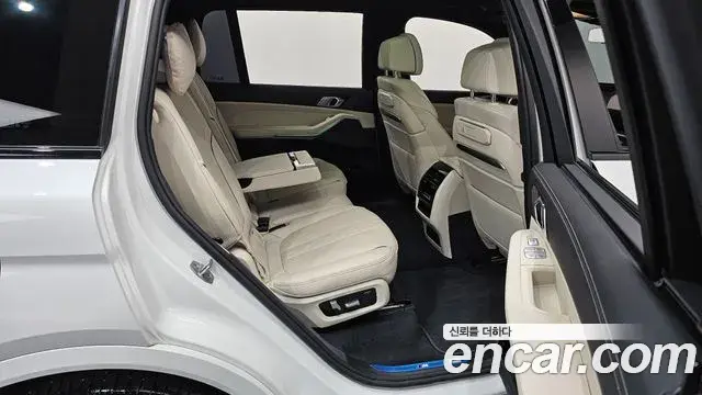 BMW X7 2025 — Photo 11/20