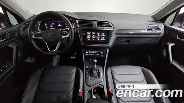 Volkswagen Tiguan 2023 — Şəkil 13/39