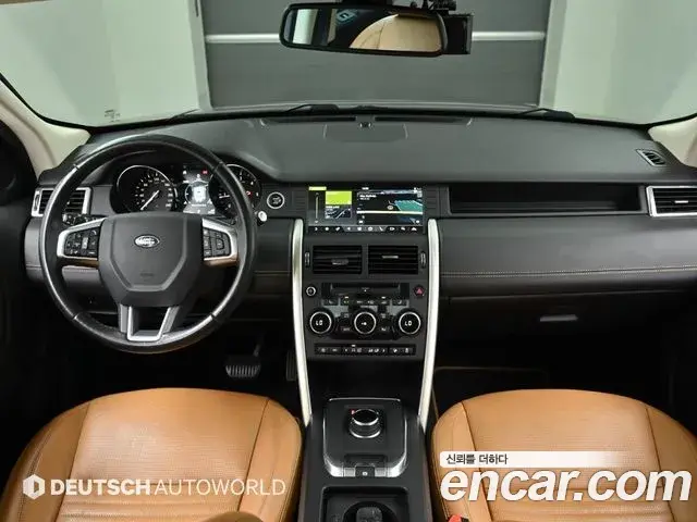 Land Rover Discovery Sport 2019 — Photo 12/20