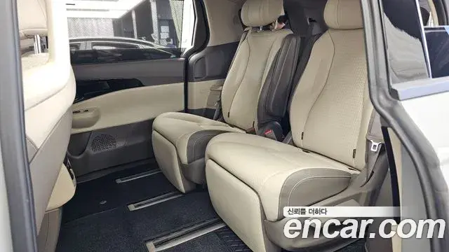 Kia Carnival 2024 — Şəkil 3/35