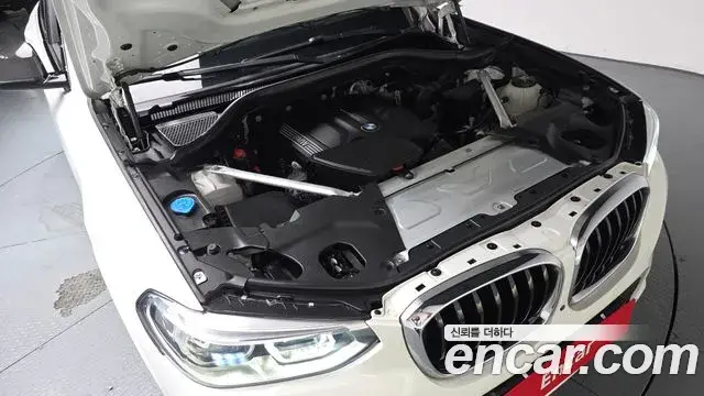 BMW X4 2021 — Photo 6/20
