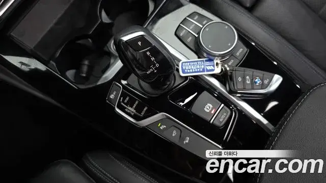 BMW X4 2021 — Photo 9/20