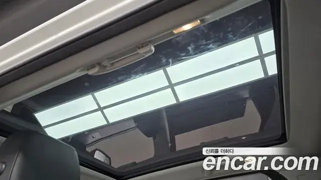 Land Rover Discovery Sport 2018 — ფოტო 32/32