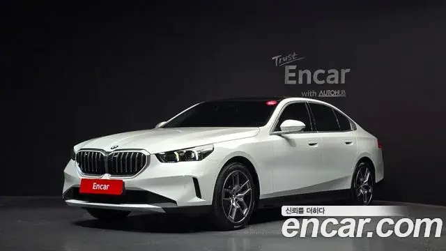 BMW 5 Series 2023 — Photo 1/20