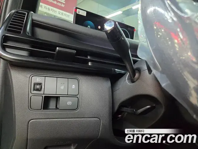 Hyundai Staria 2026 — Photo 14/20