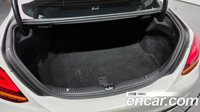 Mercedes-Benz C-Class 2020 — Şəkil 6/31