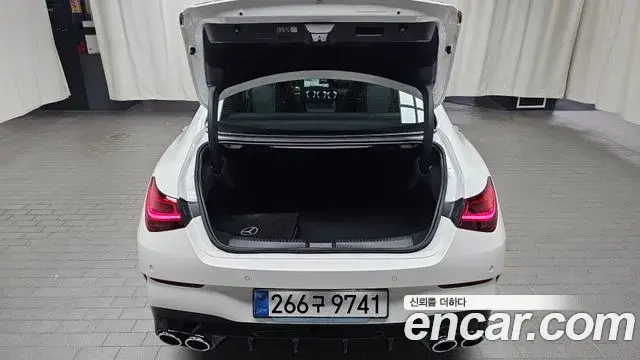 Mercedes-Benz CLA-Class 2025 — Photo 15/20