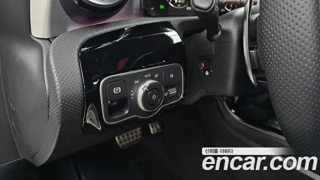 Mercedes-Benz CLA-Class 2025 — Photo 19/20