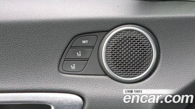 Hyundai Sonata Hybrid 2022 — Photo 25/35