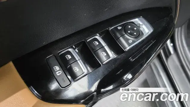 Kia K5 2020 — Photo 21/31