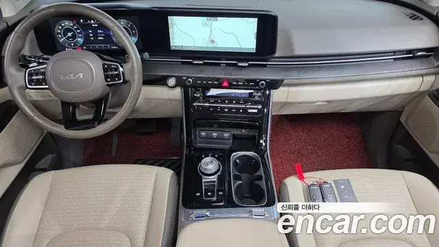 Kia Carnival 2023 — Photo 10/20