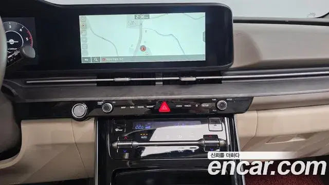 Kia Carnival 2023 — Photo 15/20