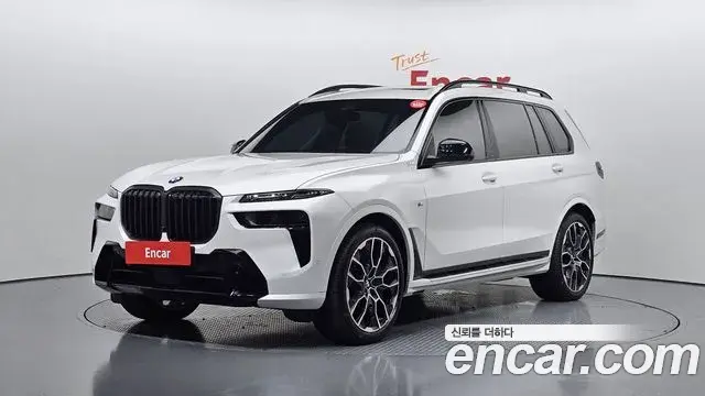 BMW X7 2025 — Photo 1/20