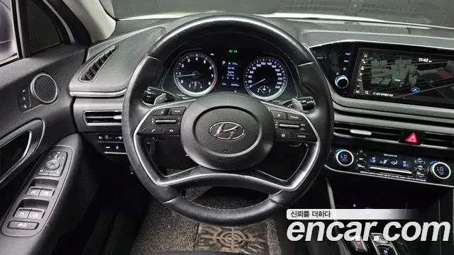 Hyundai Sonata Hybrid 2019 — Şəkil 15/31