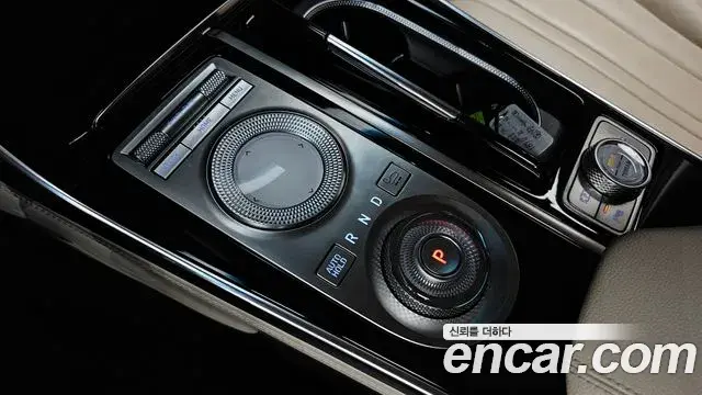 Genesis GV80 2020 — Photo 9/20
