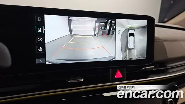 Kia Carnival 2025 — Photo 14/20