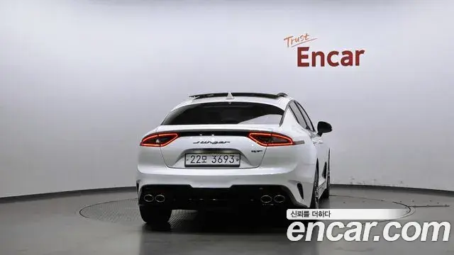 Kia Stinger 2018 — Photo 4/20