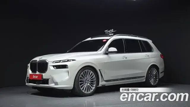 BMW X7, 2025