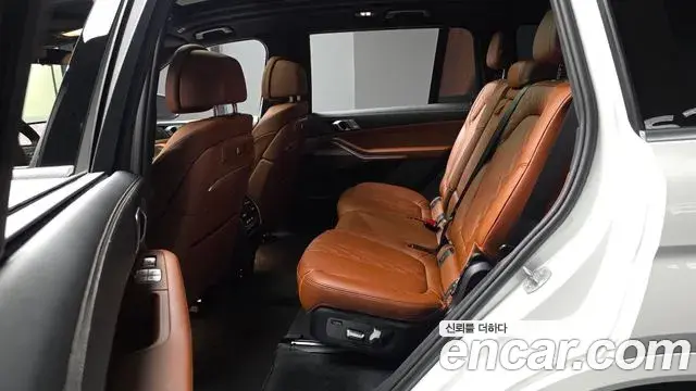 BMW X7 2025 — Photo 4/35