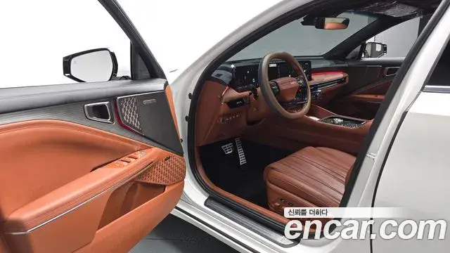 Kia K8 2025 — Photo 10/20
